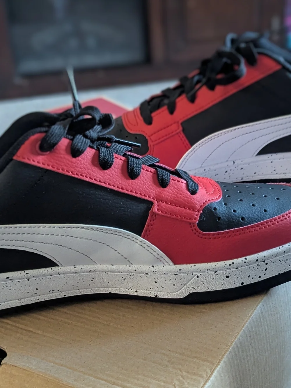 Puma Men’s Red & Black Low-Top Sneakers